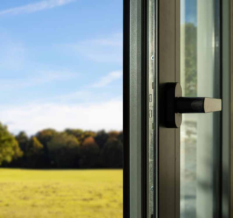 design aluminium fenetre ouverte